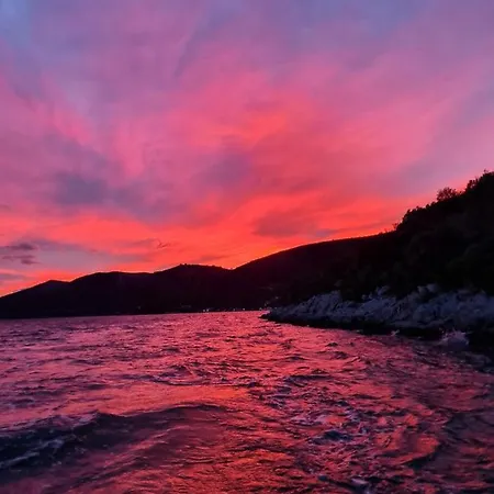 Unique Beach House In Pelion Accessible By Sea *
